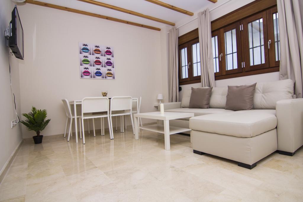 Apartamentos Centro Puerto De Santa Maria El Puerto de Santa Maria Bilik gambar