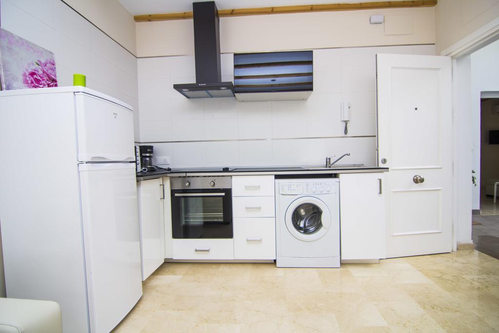 Apartamentos Centro Puerto De Santa Maria El Puerto de Santa Maria Luaran gambar
