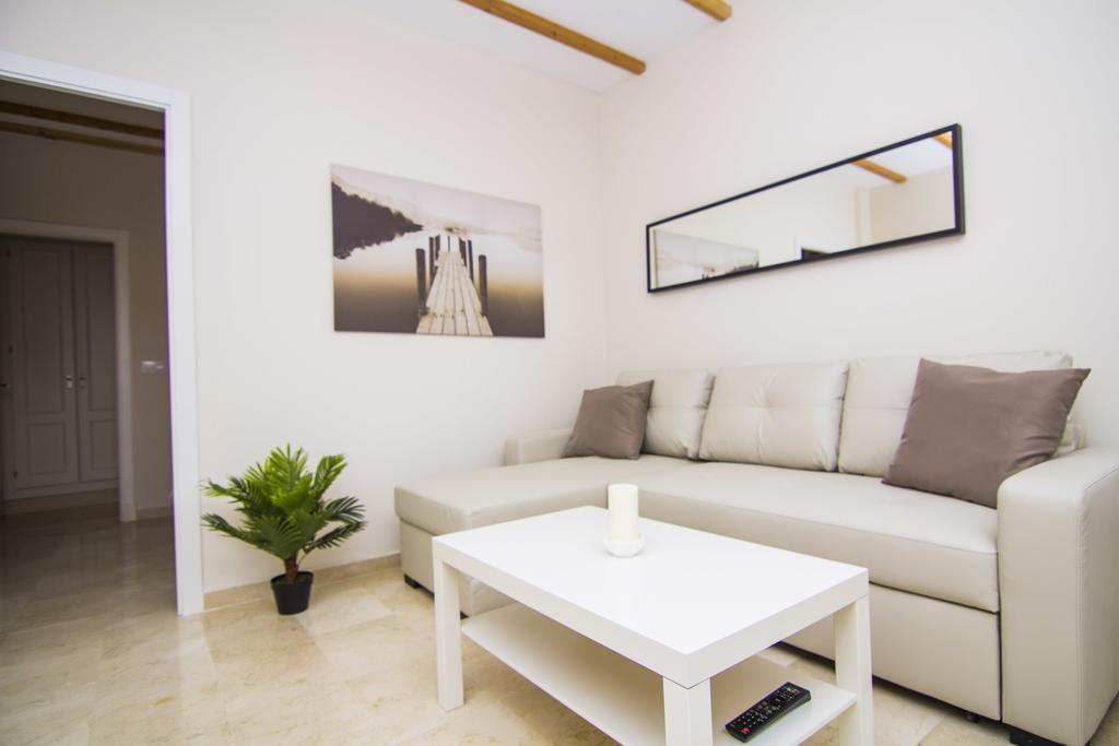 Apartamentos Centro Puerto De Santa Maria El Puerto de Santa Maria Luaran gambar