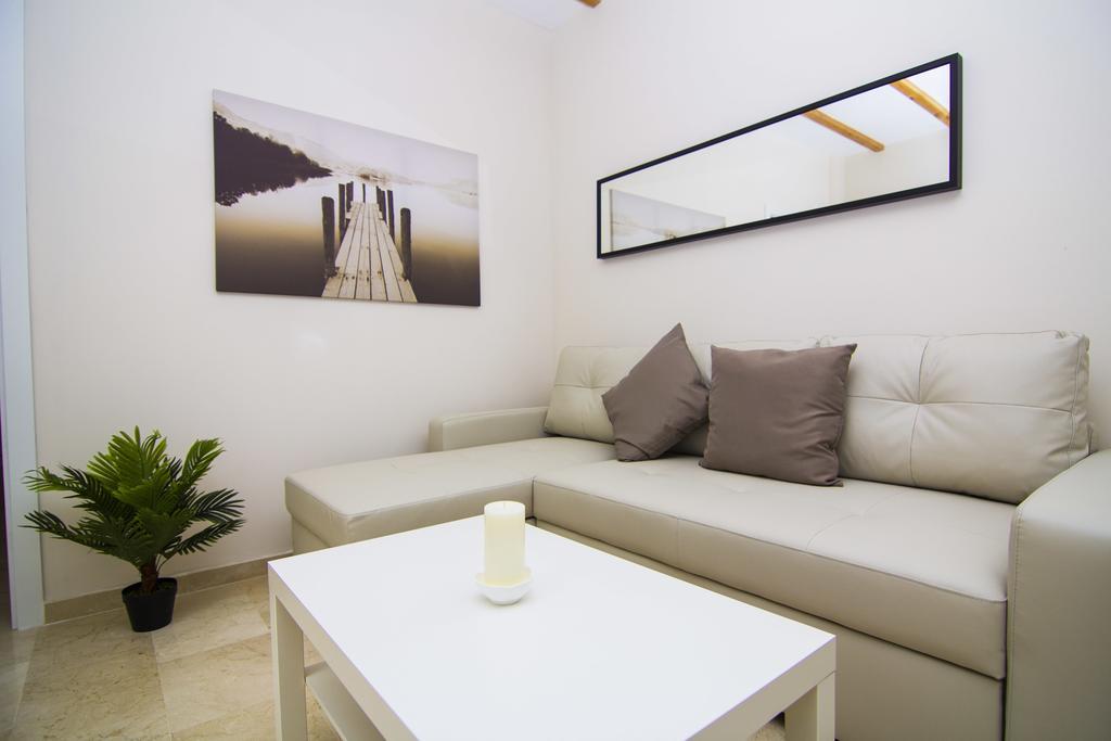 Apartamentos Centro Puerto De Santa Maria El Puerto de Santa Maria Luaran gambar